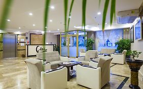 Ayhan Hotel